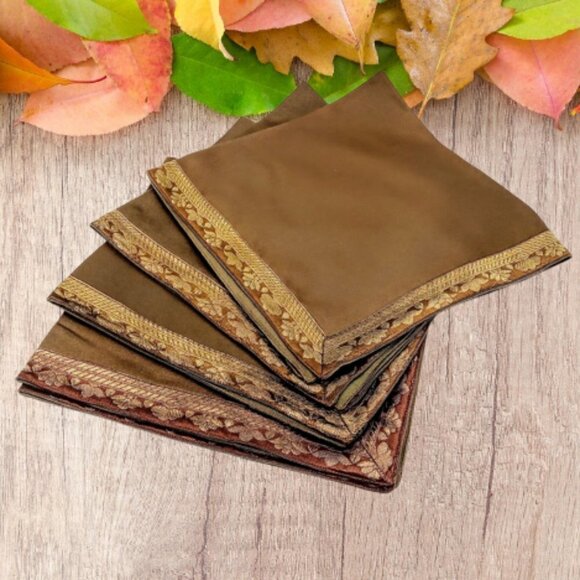 Crate & Barrel A Cappella Gold Square Metallic Border Cotton Blend Napkins (4) - Picture 1 of 5